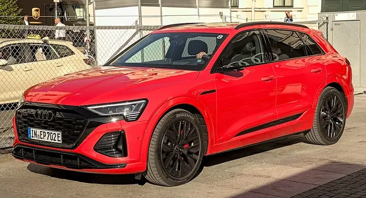 Audi Q8 e-tron exterior