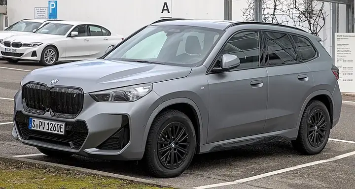 BMW iX1 exterior