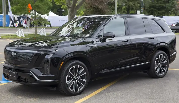 Cadillac Vistiq exterior