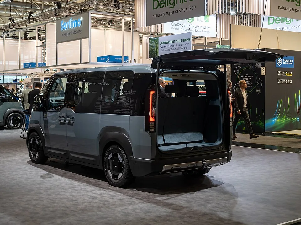 Kia PV5 Passenger exterior