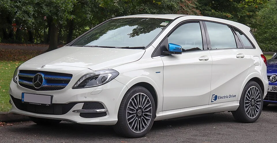 Mercedes-Benz B-Class Electric Drive exterior