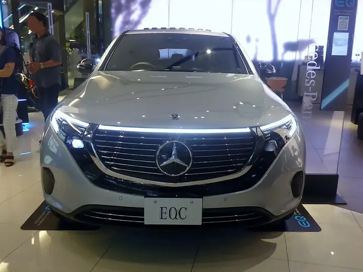 Mercedes-Benz EQC exterior