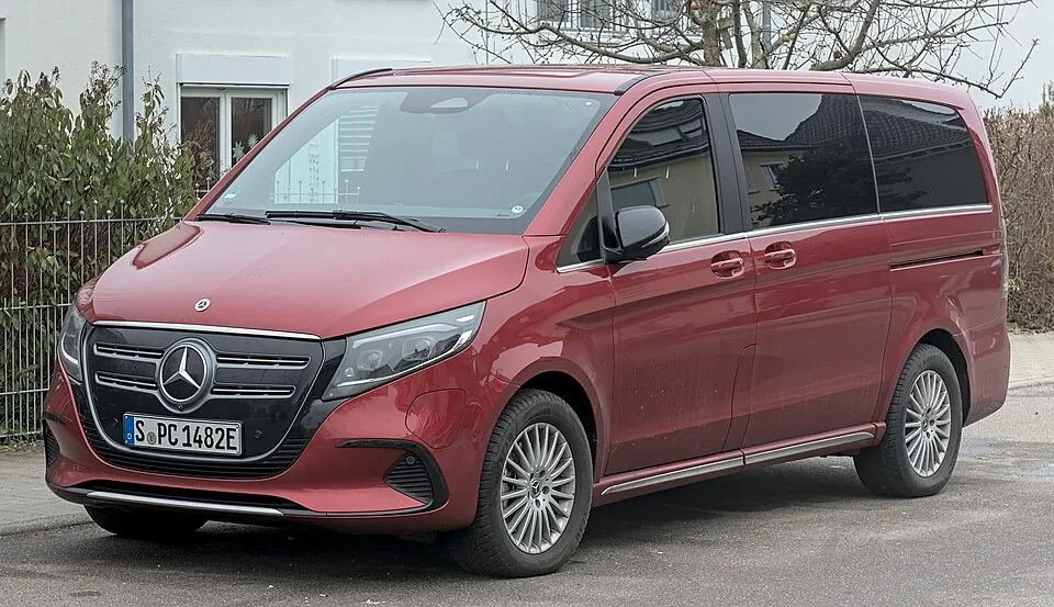 Mercedes-Benz EQV exterior