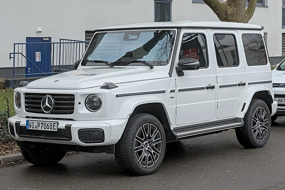 Mercedes-Benz G 580 Electric exterior