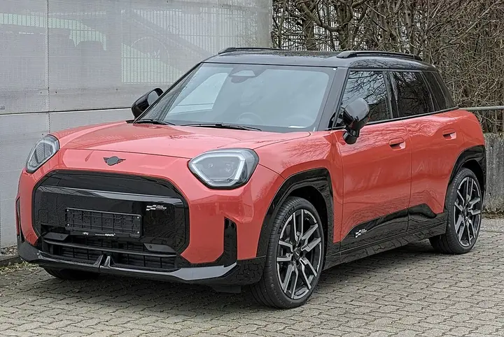MINI Aceman exterior