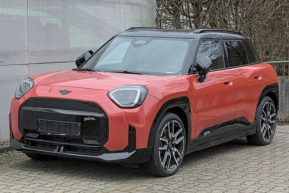MINI Aceman exterior