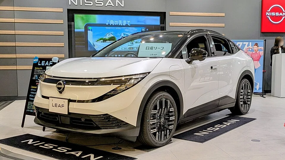 Nissan Leaf (new generation) exterior
