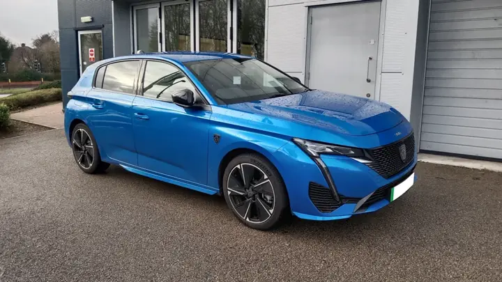 Peugeot e-308 exterior