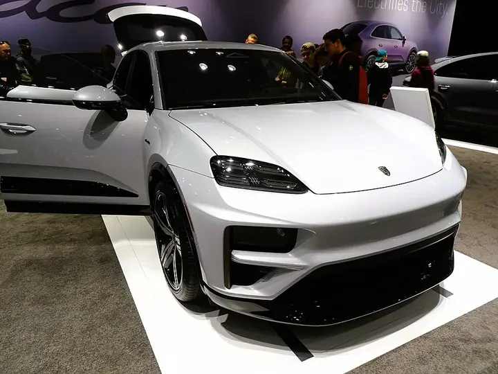 Porsche Macan Electric exterior