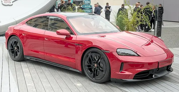 Porsche Taycan exterior