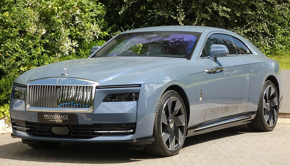 Rolls-Royce Spectre exterior