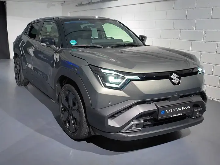 Suzuki E Vitara exterior