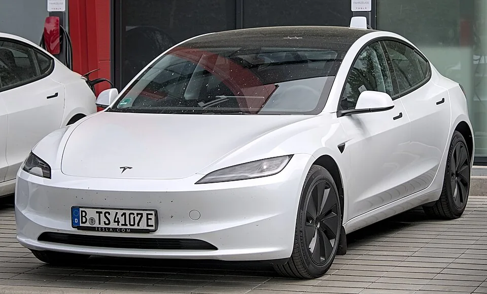 Tesla Model 3 exterior