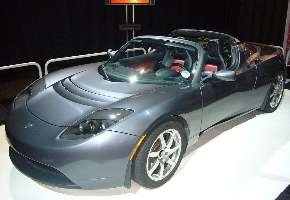 Tesla Roadster exterior